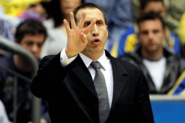 Μπλατ: «Να δυσκολέψουμε τη ζωή του Ομπράντοβιτς»