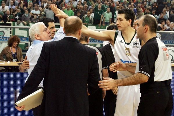 Γκέρσον: «Κορυφαίος στη θέση του ο Διαμαντίδης»