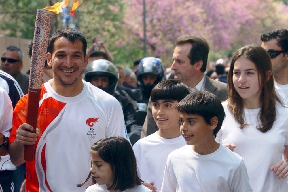 Δήμας και Λι Νινγκ παραδίδουν τη φλόγα στο… Λονδίνο