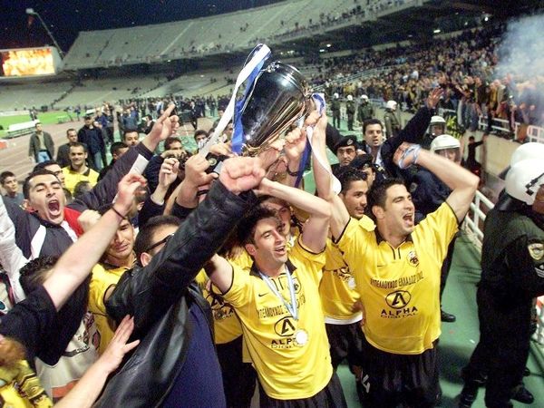 Οι «κιτρινόμαυρες» κούπες