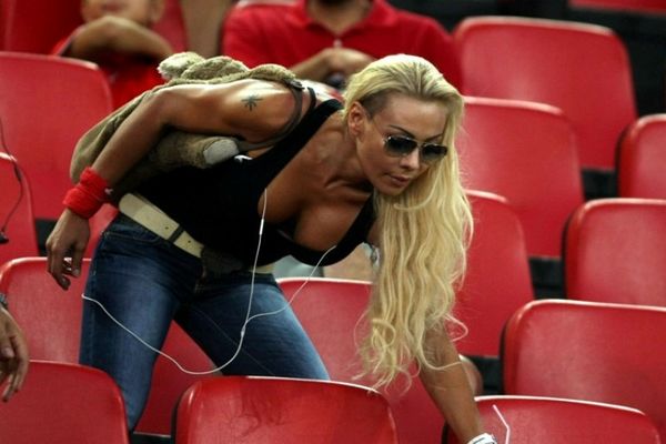 Οι... ωραίες παρουσίες των γηπέδων! (photos)