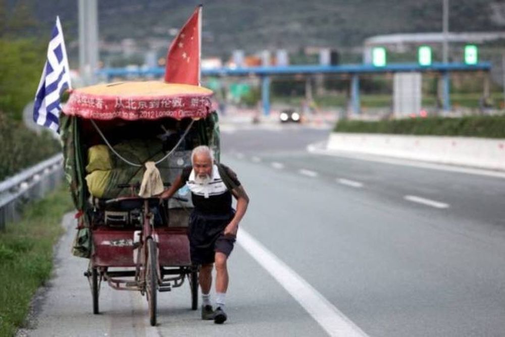 Κινέζος ποδηλάτης πάει Λονδίνο μέσω Λάρισας 