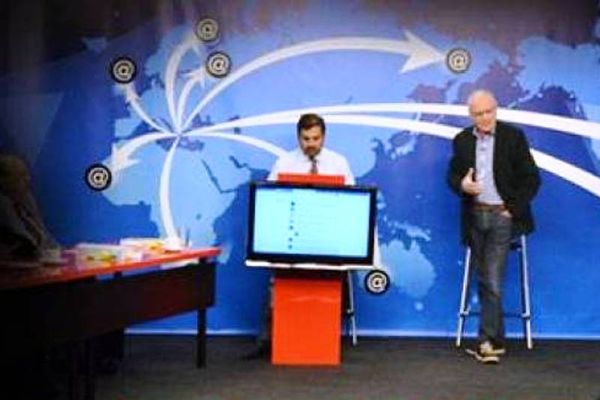 Η «παράγκα», οι μίζες, οι εξοπλισμοί κι ο Άκης