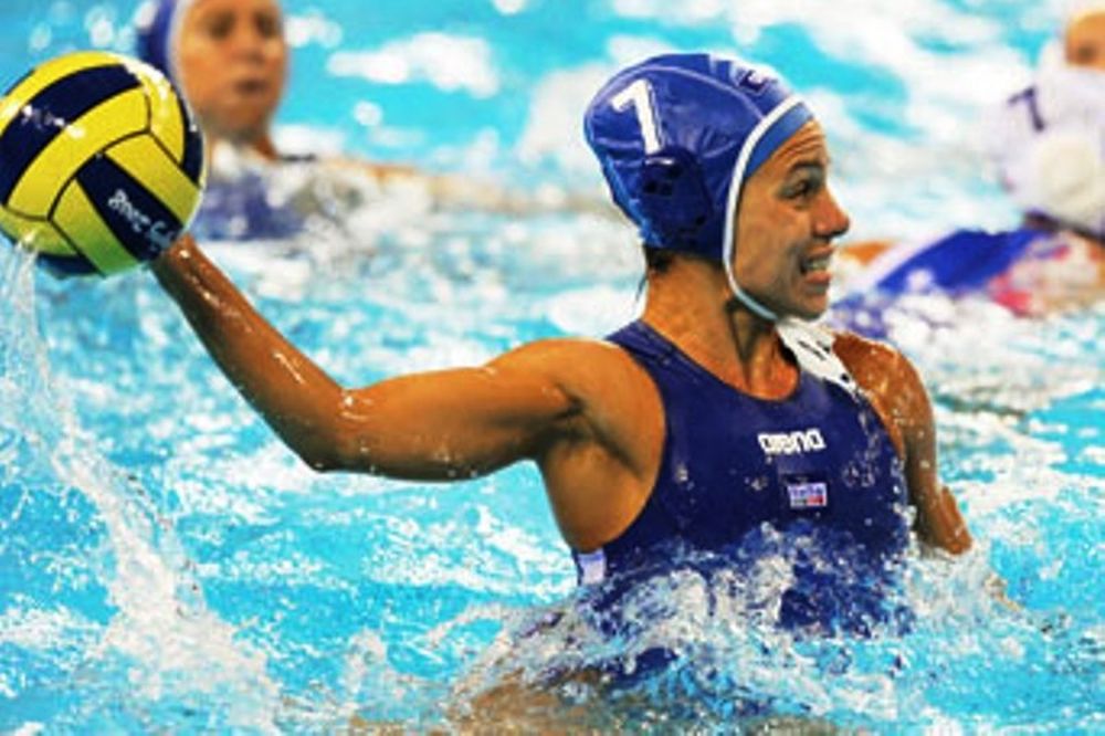 Με κορυφαία τη Ντι Μάριο, τη νίκη η Ιταλία