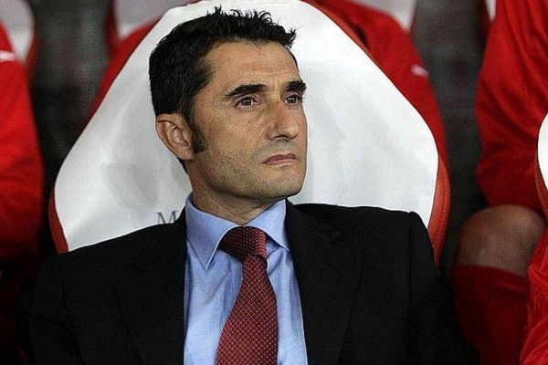 El entrenador, señor Valverde (photos+videos)