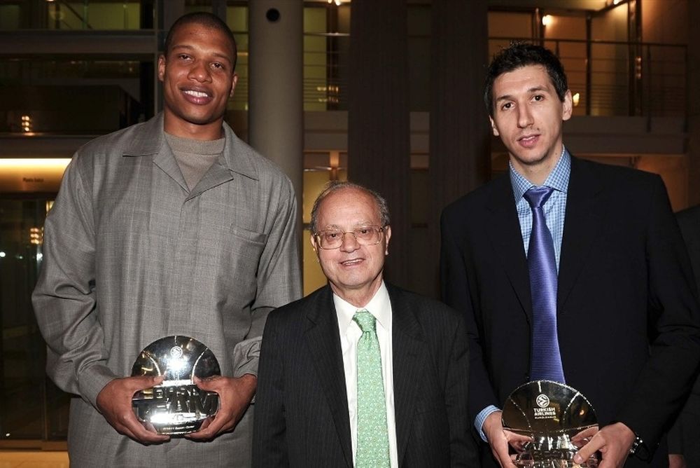 Διαμαντίδης: «Οι ομαδικοί τίτλοι γράφονται στην ιστορία»