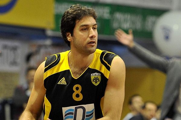Κούρτης: «Να συνεχίσουμε ανάλογα»