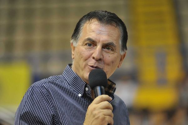 Ξεκίνησαν οι επαφές στο Περιστέρι