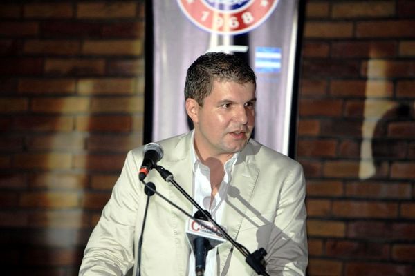 Αποχωρεί από την Κέρκυρα ο Λυράκης