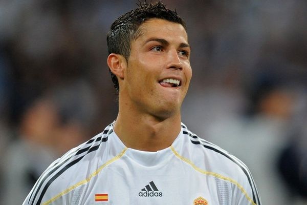 Ρονάλντο: «Το πρώτο γκολ θα έρθει από τον κόσμο»