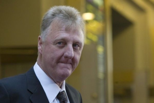 Διέψευσε πάλι ο Μπερντ τα σενάρια αποχώρησής του