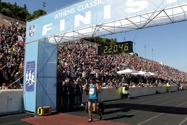 Ο Παρμάκης την Κυριακή (29/4) στο Ντίσελντορφ 