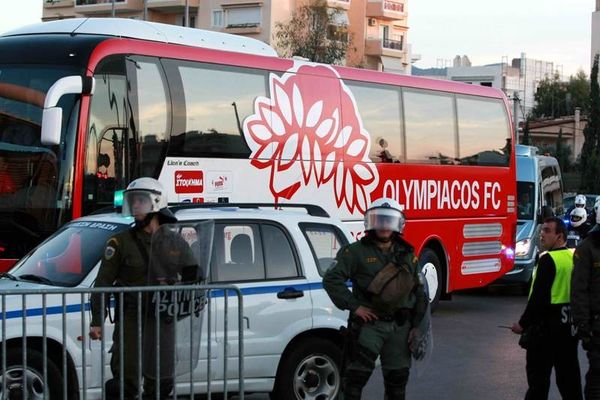 Εφτασε στο Στάδιο η αποστολή του Ολυμπιακού (video)