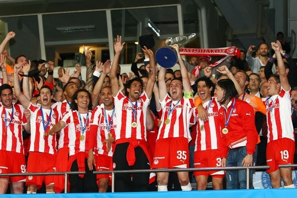 Απονομή σε Ολυμπιακό και αποθέωση! (photos+videos)