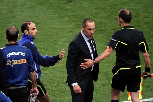 Δυσαρέσκεια για τη διαιτησία του Σπάθα στον Ατρόμητο
