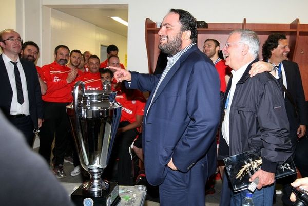 Μαρινάκης: «Ενωμένοι για να πάμε ακόμα καλύτερα» (video)