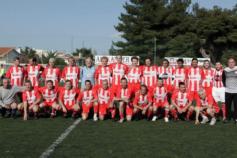 Φιλικό παλαιμάχων του Πειραιά με τον Ολυμπιακό