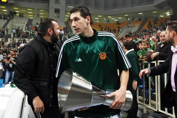 Χρόνια πολλά Δημήτρη Διαμαντίδη! (photos+videos)