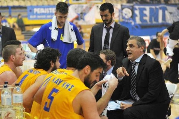 Περιμένουν στήριξη στο Περιστέρι