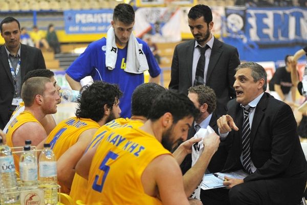 Πρόσκληση του Περιστερίου στους φορείς για διάλογο