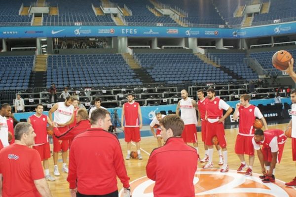 Final 4: Έτοιμος για την Μπαρτσελόνα ο Ολυμπιακός (photos+video)