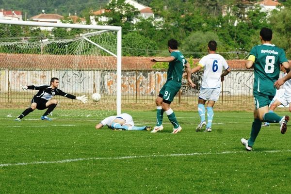 Πυρσός Γρεβενών-Νάουσα 1-1