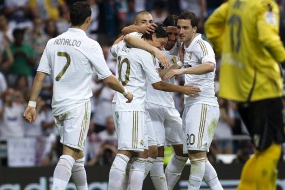 Ρεκόρ πόντων για Ρεάλ Μαδρίτης με τεσσάρα (video)