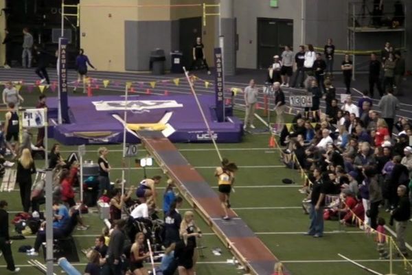 Πανελλήνιο ρεκόρ νέων γυναικών η Στεφανίδη με 4,48 μ. 