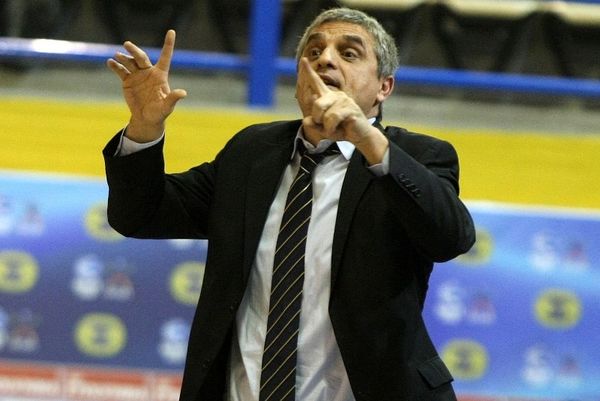 Πεδουλάκης: «Κέρδος για τον Ολυμπιακό και το ελληνικό μπάσκετ τα ελληνόπουλα»