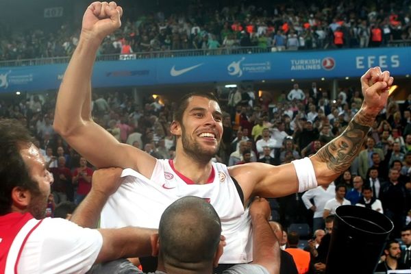 Τρέλα... Πρίντεζη σε τέσσερις γλώσσες (video)
