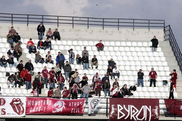 Στο πέταλο της Φυλής οι φίλοι της ΑΕΛ