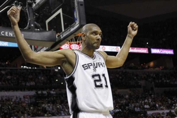 Στις 15 νίκες το σερί των Σπερς, μένουν άλλες... 11