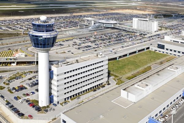 Συναγερμός στο «Ελ. Βενιζέλος» για Μπέκαμ