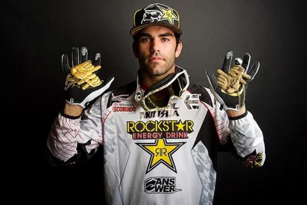 Glen Helen/ Red Bull X-Fighters 2012: O Potter «μαγεύει» 15.000 θεατές!