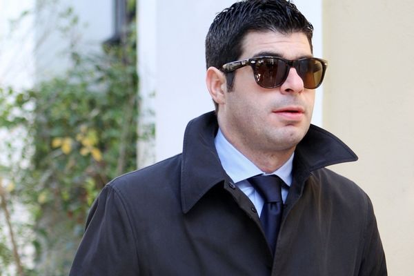 Δαλούκας: «Τέλος στο παραμυθάκι και το πεζοδρόμιο»