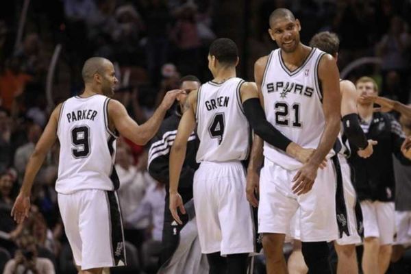 Συνέχεια στο σερί των Σαν Αντόνιο Σπερς