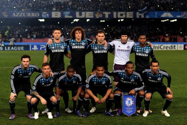 Το λιοντάρι του Λονδίνου λέγεται... Τσέλσι! (photos+videos)