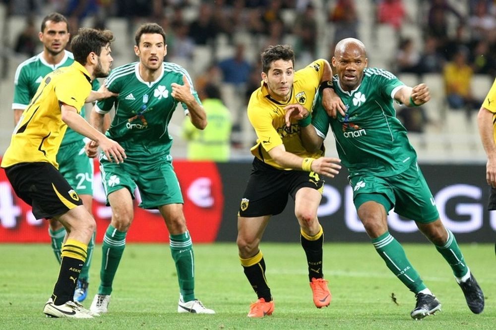 Ένας για το σεντόνι, τρεις για το πλασάρισμα!