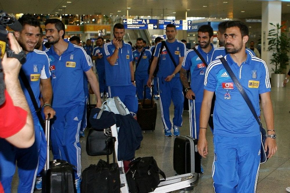 Κουστουμάτοι οι διεθνείς... 