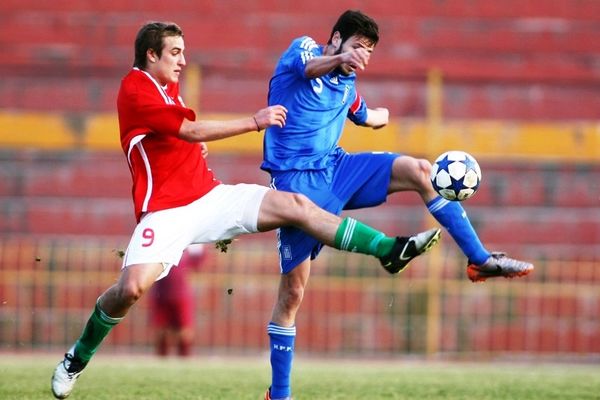 Το «δύο στα δύο» θέλει η Εθνική Νέων με Κύπρο