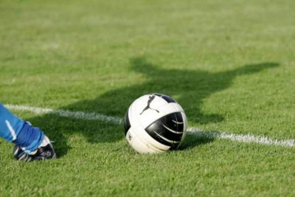 LIVE η Football League 2