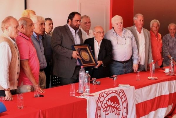 Μαρινάκης: «Ακόμα πιο δυνατή ομάδα του χρόνου»