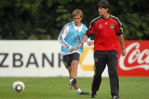 Euro 2012: Γερμανία: Στα αριστερά ο Λαμ