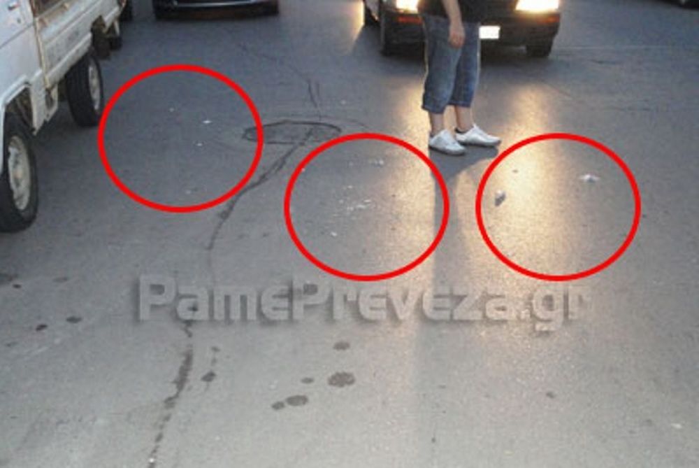Μπουκάλια σε οπαδούς του Ολυμπιακού στην Πρέβεζα!