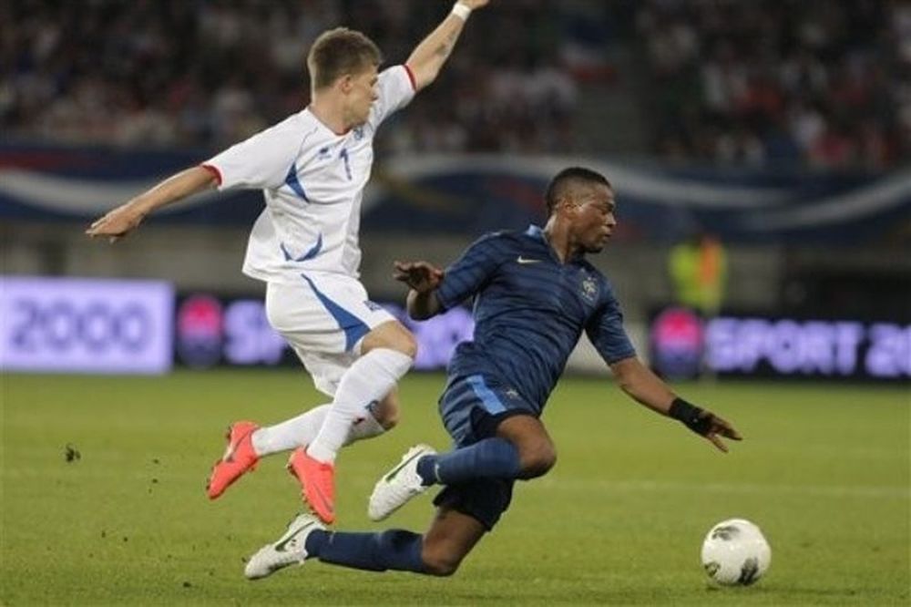Euro 2012: Εβρά: «Απώλεια για Αγγλία ο Ρούνεϊ»