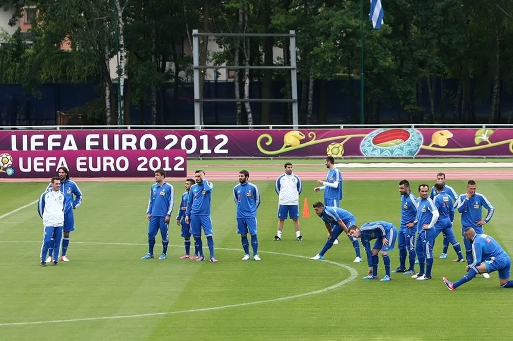 «Στημένα» και ίδια ενδεκάδα για την Εθνική