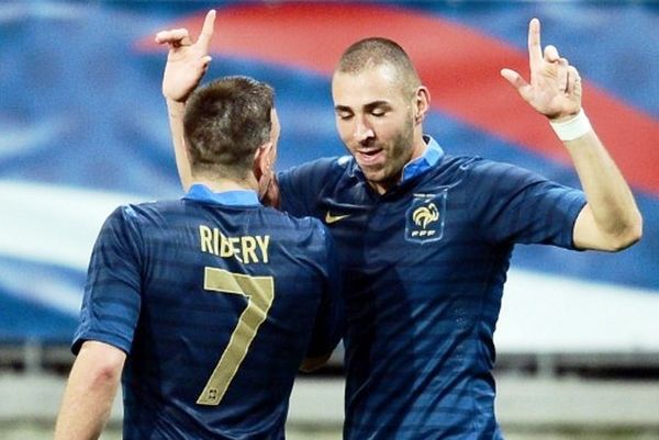 Euro 2012: Πέταξε «φωτιές» η Γαλλία (video+photos)