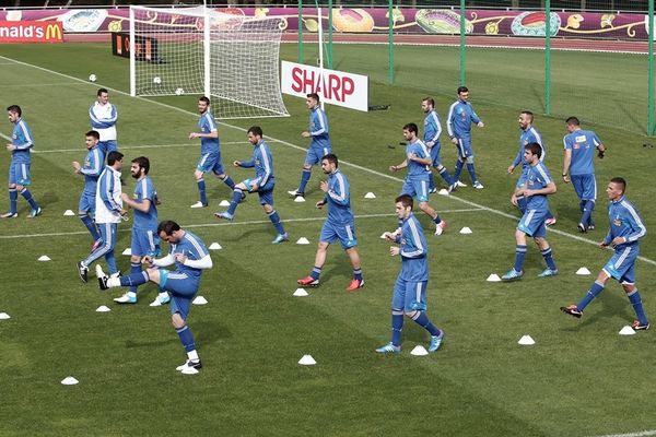 Euro 2012: Κατέβασε... ταχύτητες ο Σάντος  (videos+photos)