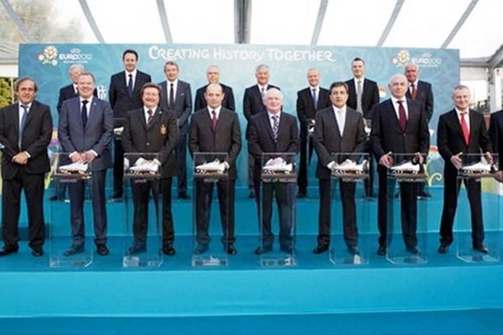 Euro 2012: Δεξίωση Πλατινί στους 16 προέδρους Ομοσπονδιών