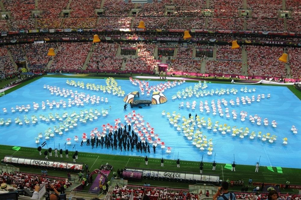 Euro 2012: Φαντασμαγορική τελετή έναρξης (photos)